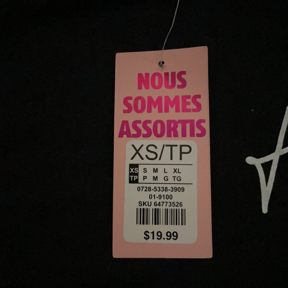 NWT Weekend Edition Black Tight T-Shirt With “Hottie” Written In White - Picture 8 of 14